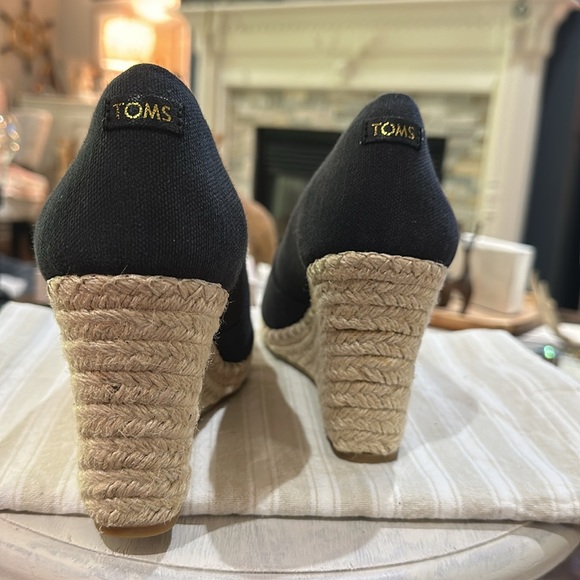 Toms “Michelle” Espadrille Wedge Sandal in Black Canvas w/Rope Heel in 10 WIDE - Picture 4 of 11